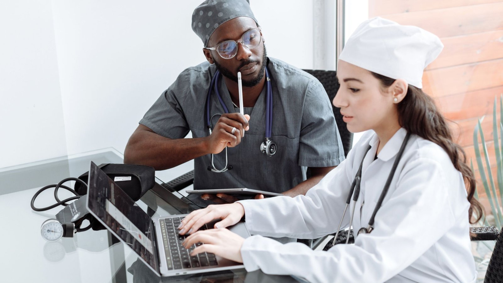 Level 3 Foundation Diploma in Health and Social Care (OTHM)