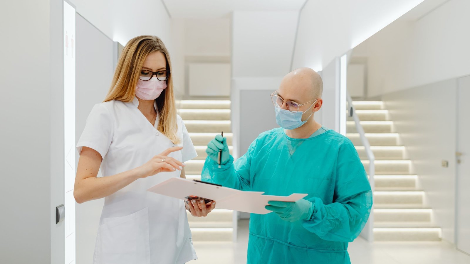 Level 5 Extended Diploma in Health and Social Care (QUALIFI)